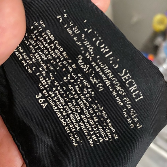 Victoria Secret Bomshell bras. - Picture 2 of 2